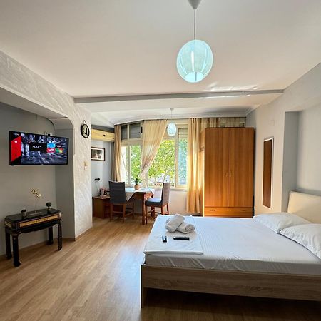 Tirana Centre Lions Gate 9 Apartment Екстер'єр фото