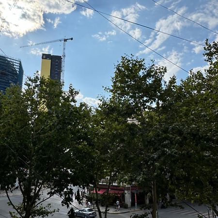 Tirana Centre Lions Gate 9 Apartment Екстер'єр фото