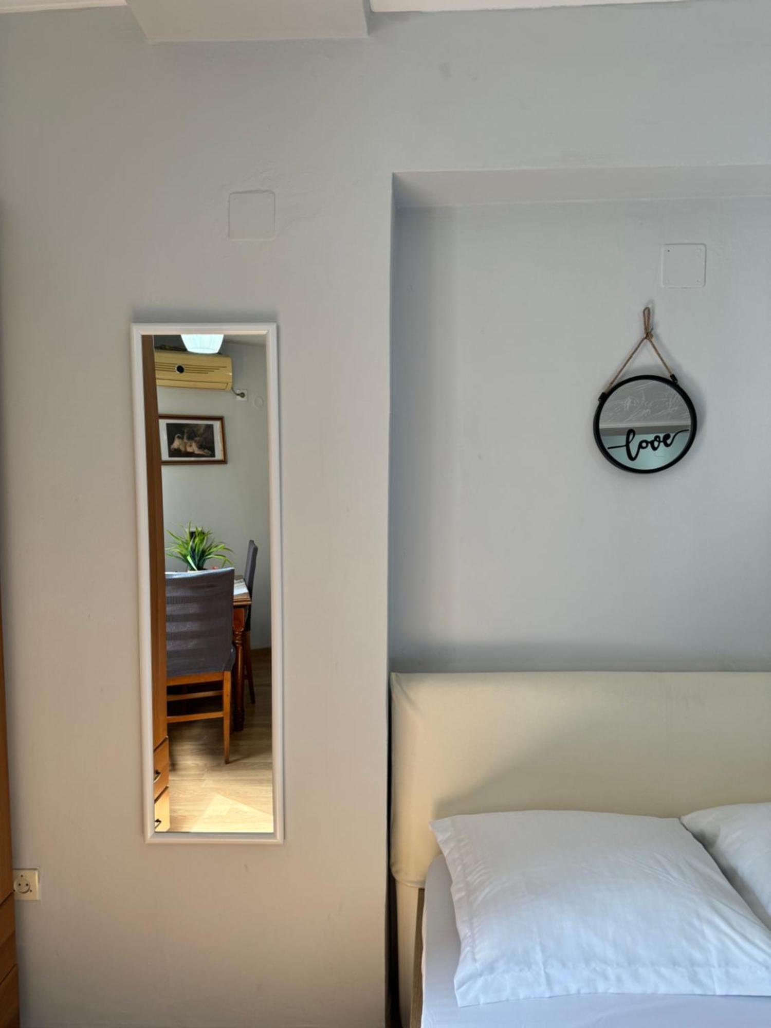 Tirana Centre Lions Gate 9 Apartment Екстер'єр фото