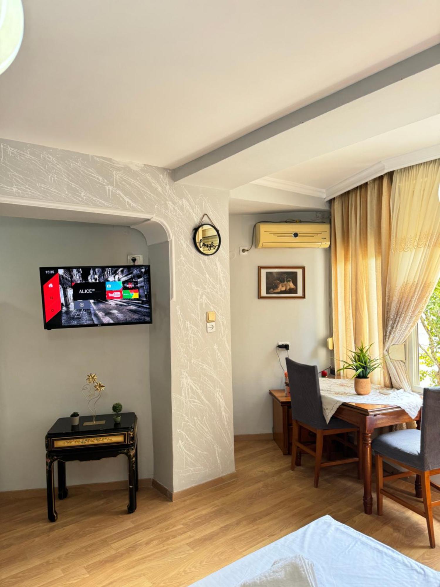 Tirana Centre Lions Gate 9 Apartment Екстер'єр фото